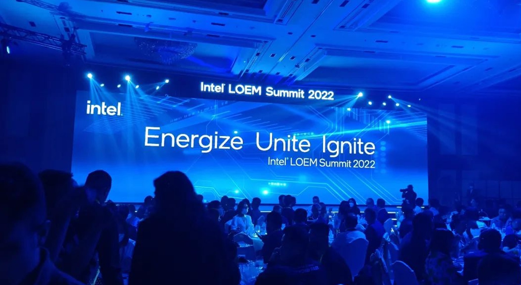 英众亮相2022 Intel LOEM Summit | 助力科技创新突破